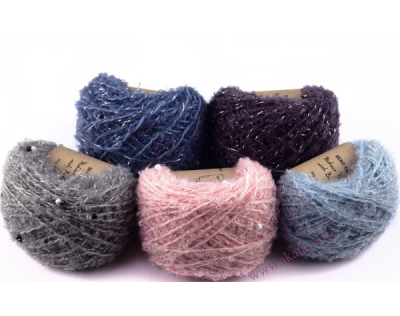     Adeles Mohair Bead